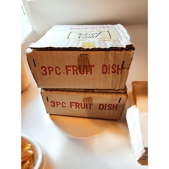 Royalton Golden Elegance Fruit Dishes – Set of 6 – Boxed Vintage Japan - Picture 5 of 9